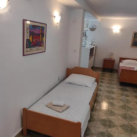 Tonci Makarska